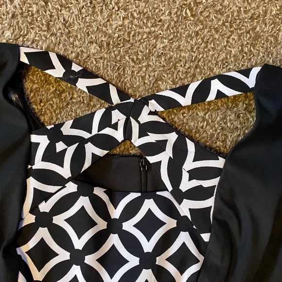 Connected apparel dress size 8 PETITE - Picture 2 of 4